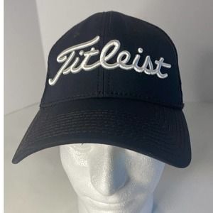 TITLEIST Foot Joy Pro V1 NEW ERA Flexi Fit Cap Small/Medium Black